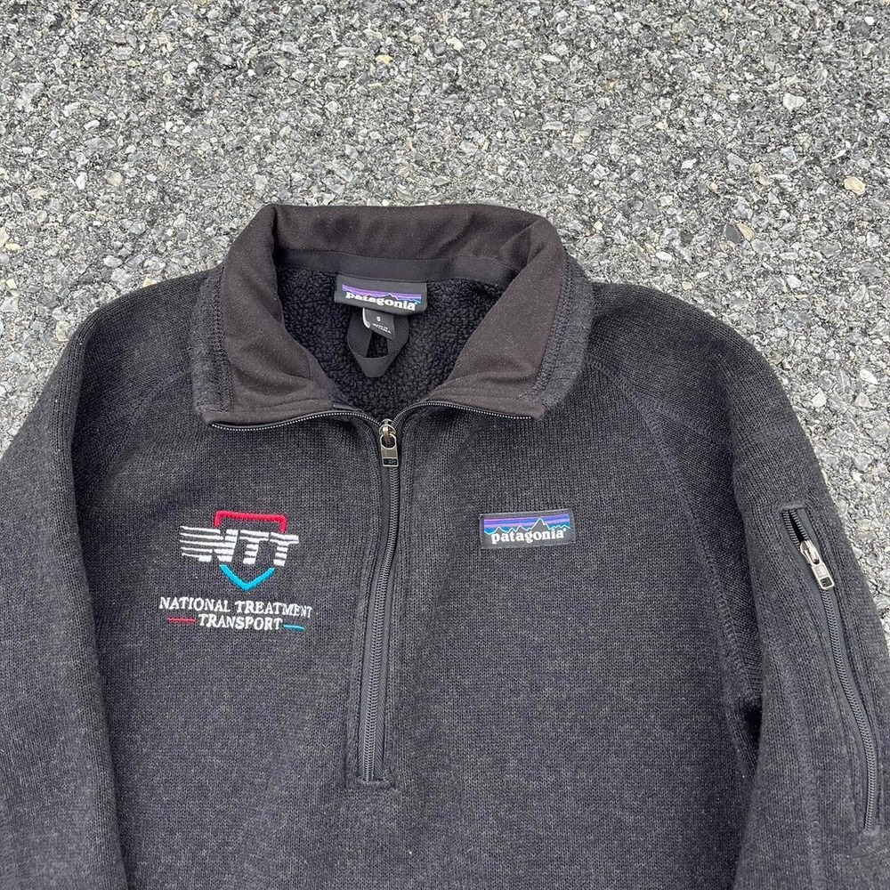 Patagonia Black Quarter Zip Womans Fleece jacket size S
